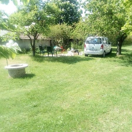 Anna Vendeghaz Hotel Balatonakali Exterior photo